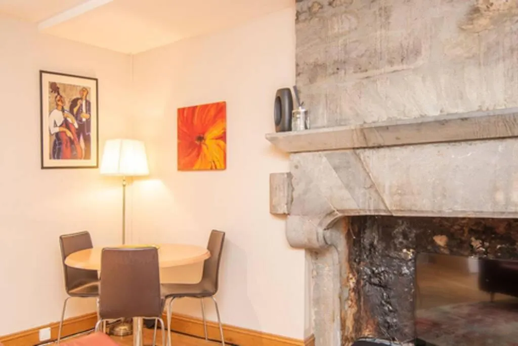 Latin Quarter Luxury Apartment Galway